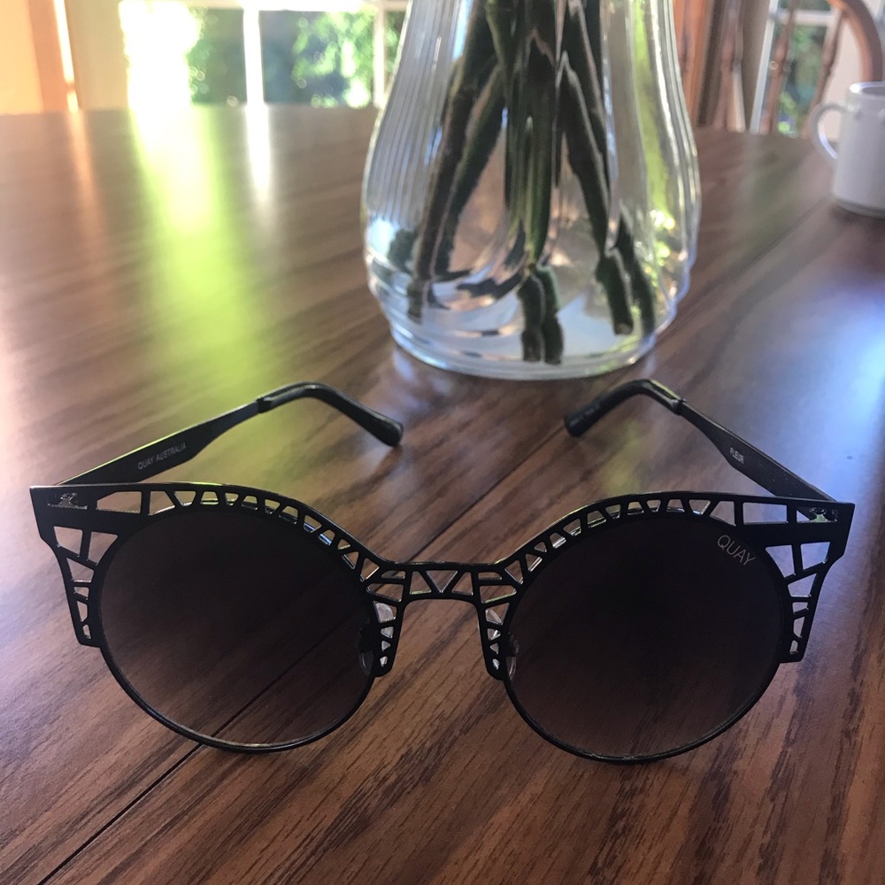 Quay Fleur Sungalsses